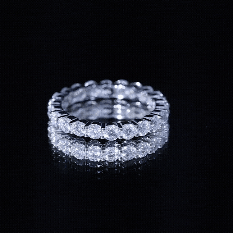 Round Cut Moissanite Simple Eternity Band Ring in Prong Setting